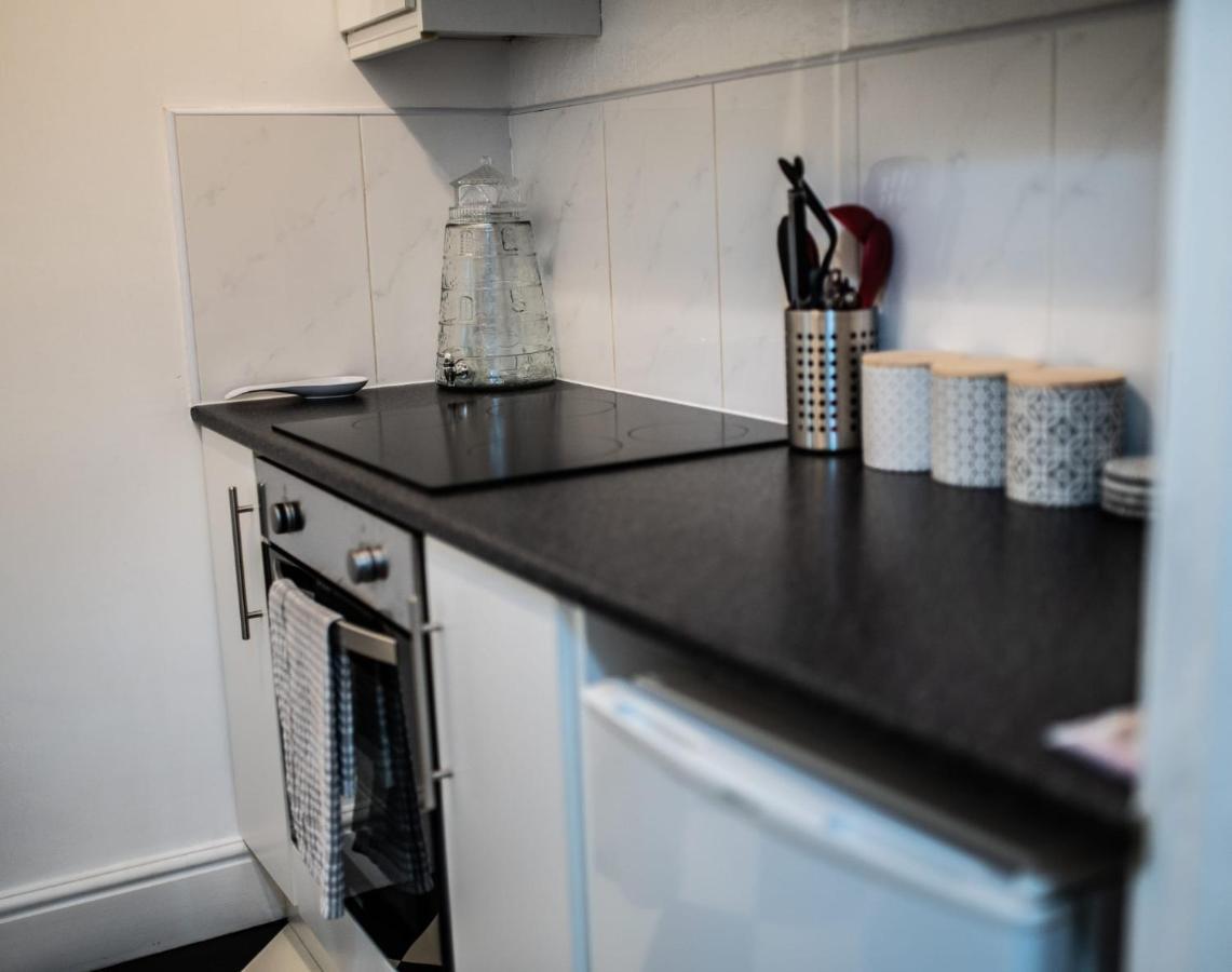 Rose 2-bed Town Centre In Apartment Ayr
